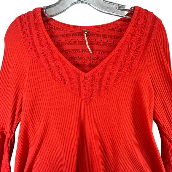 Free People Parisian Nights Top XS Red Orange Ribbed Eyelet Bell Sleeve Bohemian - Picture 4 of 14